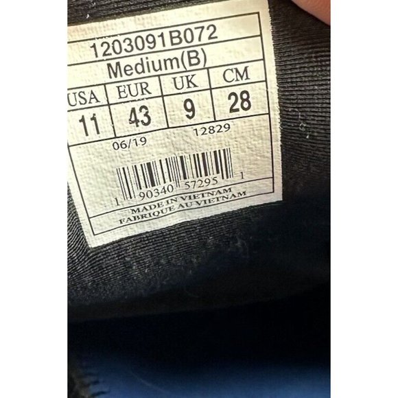 Brooks Women Addiction Walker V-Strap 2 Sneaker 11 Black Slip Resistant Work - Picture 12 of 12